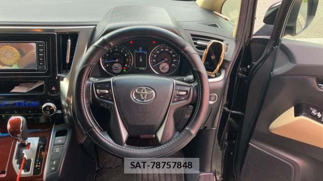 Toyota ALPHARD 2017-06 8280844-16