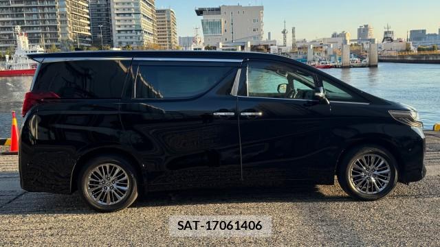 Toyota ALPHARD 2020-04 8280872-3