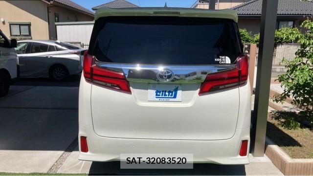 Toyota ALPHARD 2020-04 8280917-1