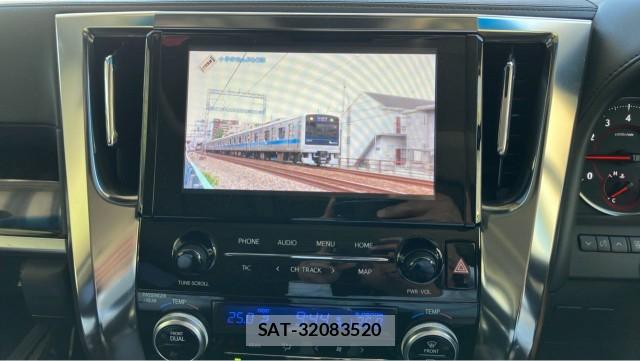 Toyota ALPHARD 2020-04 8280917-4