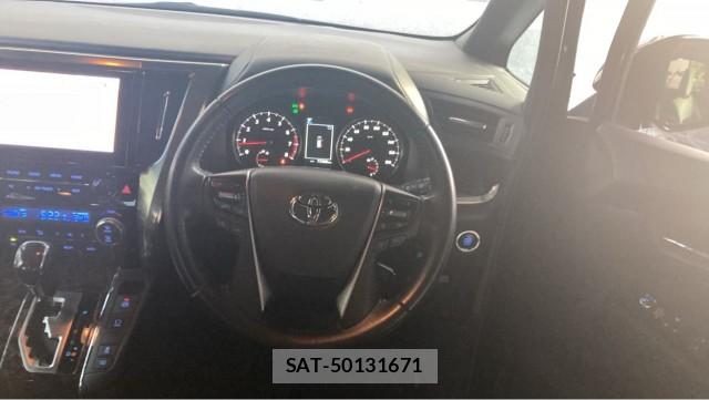 Toyota ALPHARD 2021-06 8280937-16
