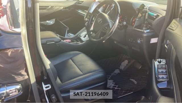 Toyota ALPHARD 2019-09 8280946-5