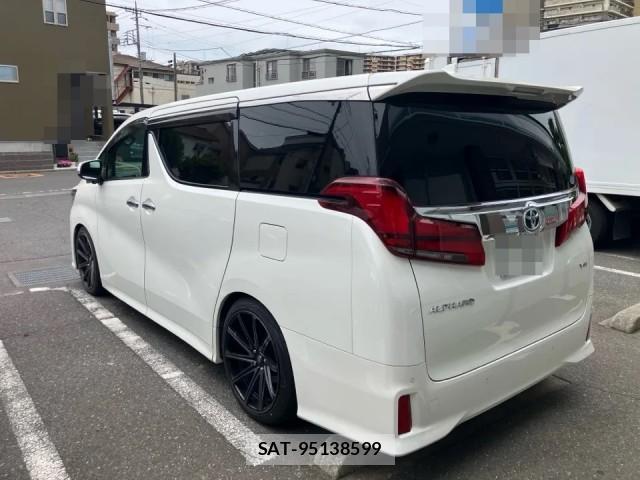 Toyota ALPHARD 2018-07 8280989-13