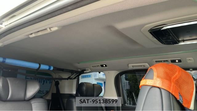 Toyota ALPHARD 2018-07 8280989-15