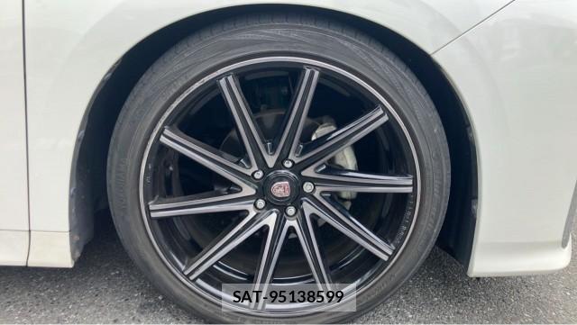 Toyota ALPHARD 2018-07 8280989-8