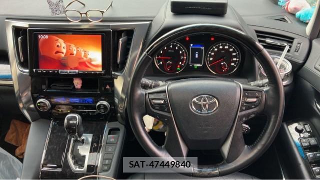 Toyota ALPHARD 2018-07 8281029-16