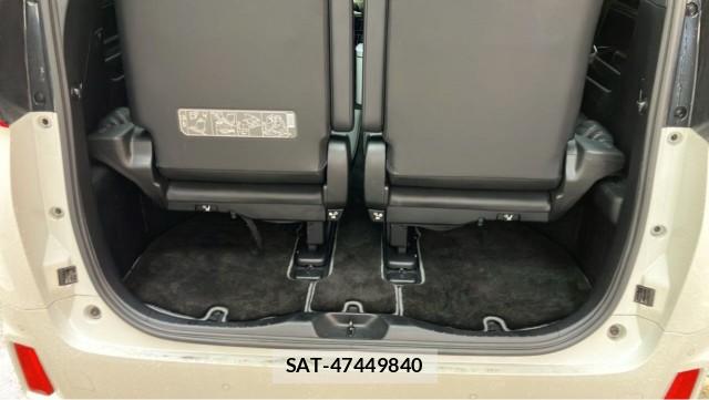 Toyota ALPHARD 2018-07 8281029-17