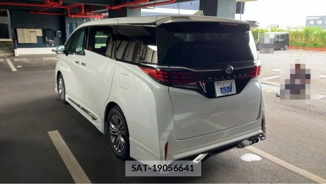 Toyota ALPHARD 2025-07 8281063-13