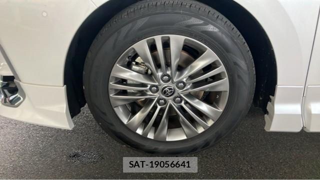 Toyota ALPHARD 2025-07 8281063-8