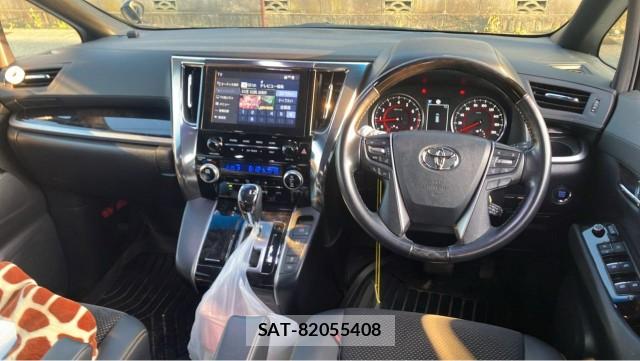 Toyota ALPHARD 2021-02 8281100-2