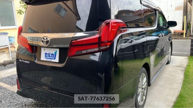 Toyota ALPHARD 2020-06 8281130-12