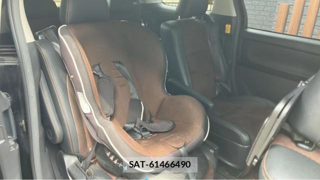 Toyota ALPHARD 2012-11 8281170-6
