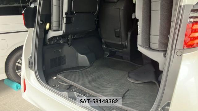Toyota ALPHARD 2026-04 8281306-16