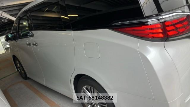 Toyota ALPHARD 2026-04 8281306-9