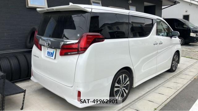 Toyota ALPHARD 2022-06 8281312-12