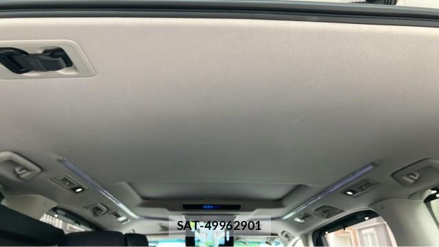 Toyota ALPHARD 2022-06 8281312-15