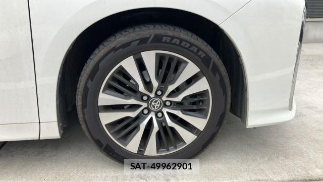 Toyota ALPHARD 2022-06 8281312-8