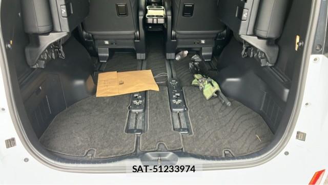 Toyota ALPHARD 2022-07 8281352-17