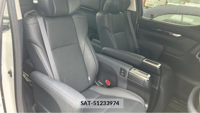 Toyota ALPHARD 2022-07 8281352-6