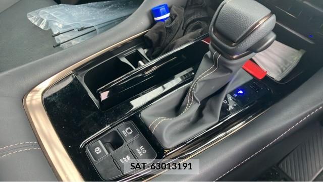 Toyota ALPHARD 2024-03 8281438-14