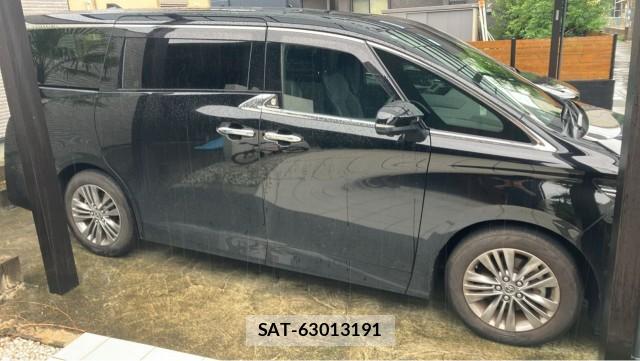 Toyota ALPHARD 2024-03 8281438-3