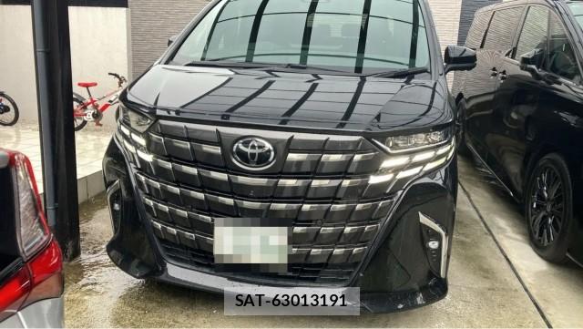 Toyota ALPHARD 2024-03 8281438-9