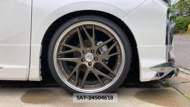 Toyota ALPHARD 2023-04 8281457-8