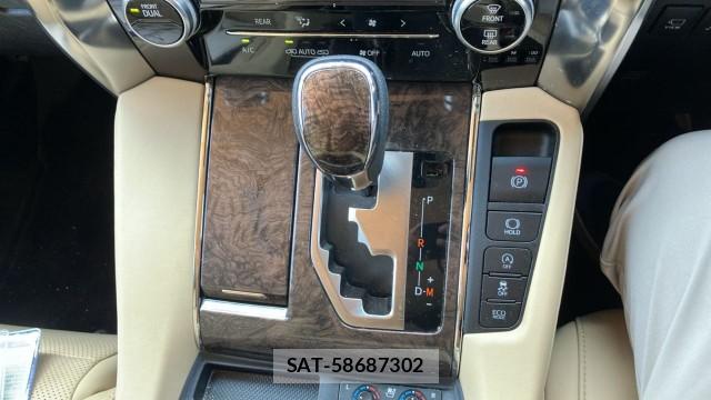 Toyota ALPHARD 2021-07 8281524-14