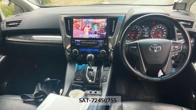Toyota ALPHARD 2018-06 8281535-2