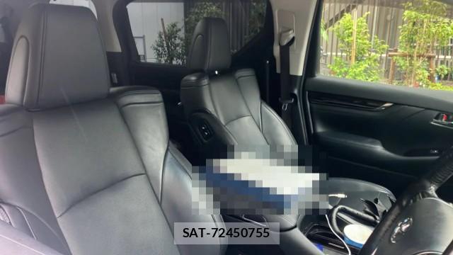 Toyota ALPHARD 2018-06 8281535-5