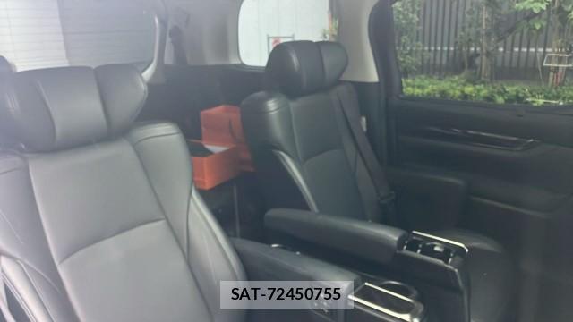 Toyota ALPHARD 2018-06 8281535-6