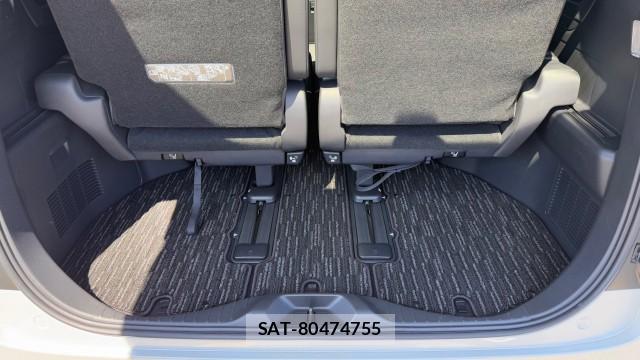 Toyota ALPHARD 2024-04 8281557-15