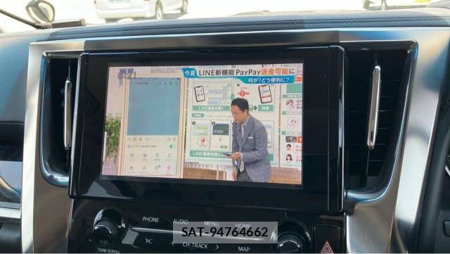 Toyota ALPHARD 2021-08 8281595-4