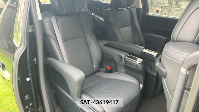Toyota ALPHARD 2022-12 8281602-6