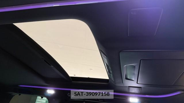 Toyota ALPHARD 2021-03 8281628-15
