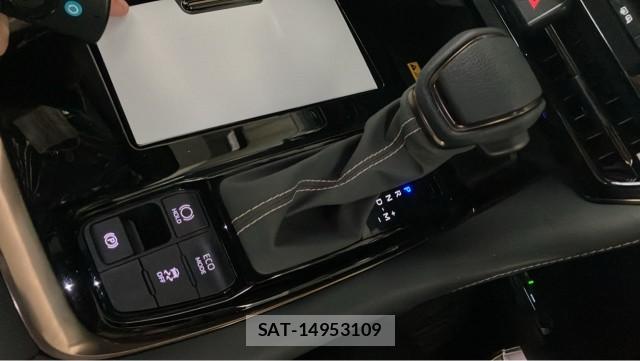 Toyota ALPHARD 2024-01 8281643-13