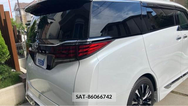 Toyota ALPHARD 2024-12 8281723-12