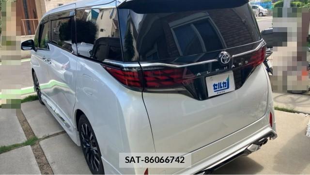 Toyota ALPHARD 2024-12 8281723-13