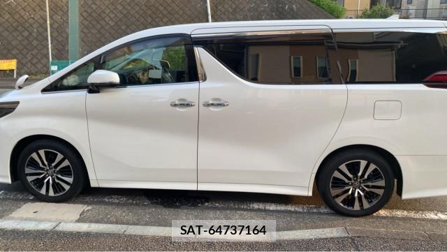 Toyota ALPHARD 2021-08 8281822-10
