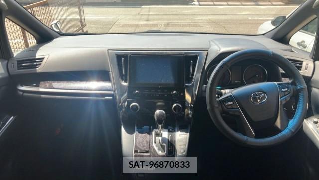 Toyota ALPHARD 2020-11 8281843-2