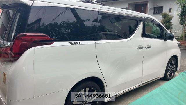 Toyota ALPHARD 2021-05 8281904-10