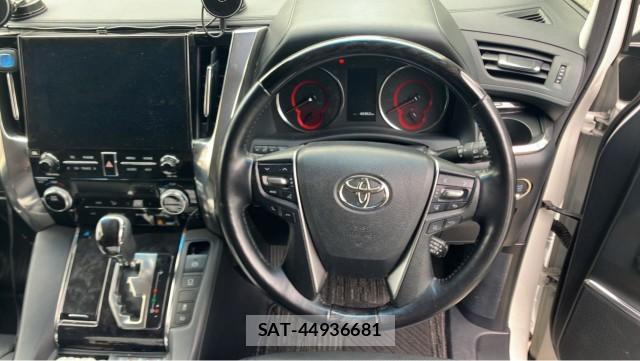 Toyota ALPHARD 2021-05 8281904-16