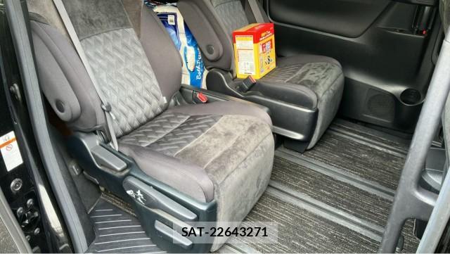 Toyota ALPHARD 2021-03 8281912-6