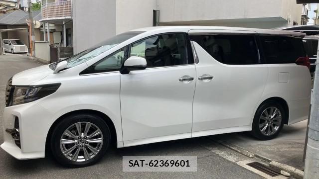 Toyota ALPHARD 2017-12 8281919-3