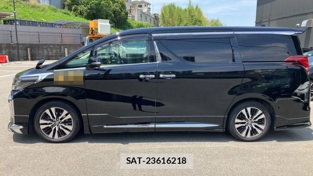 Toyota ALPHARD 2019-10 8282038-3