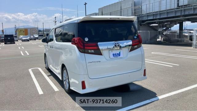 Toyota ALPHARD 2016-06 8282087-13