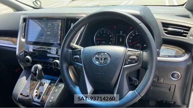Toyota ALPHARD 2016-06 8282087-16