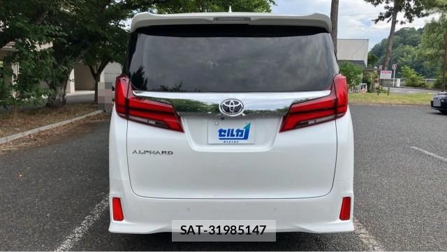Toyota ALPHARD 2021-10 8282116-1