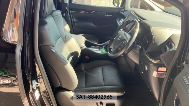 Toyota ALPHARD 2022-06 8282134-5