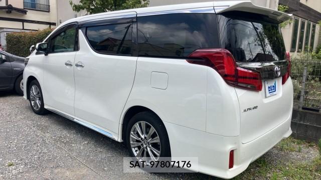 Toyota ALPHARD 2022-12 8282135-13